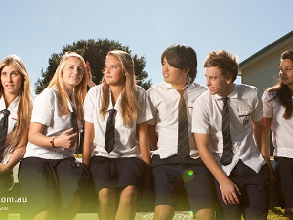 schueleraustausch-australien-schulwahl-mountain-creek-state-high-school-uniform