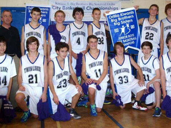 schueleraustausch-kanada-schulwahl-twin-lakes-secondary-school-basketball