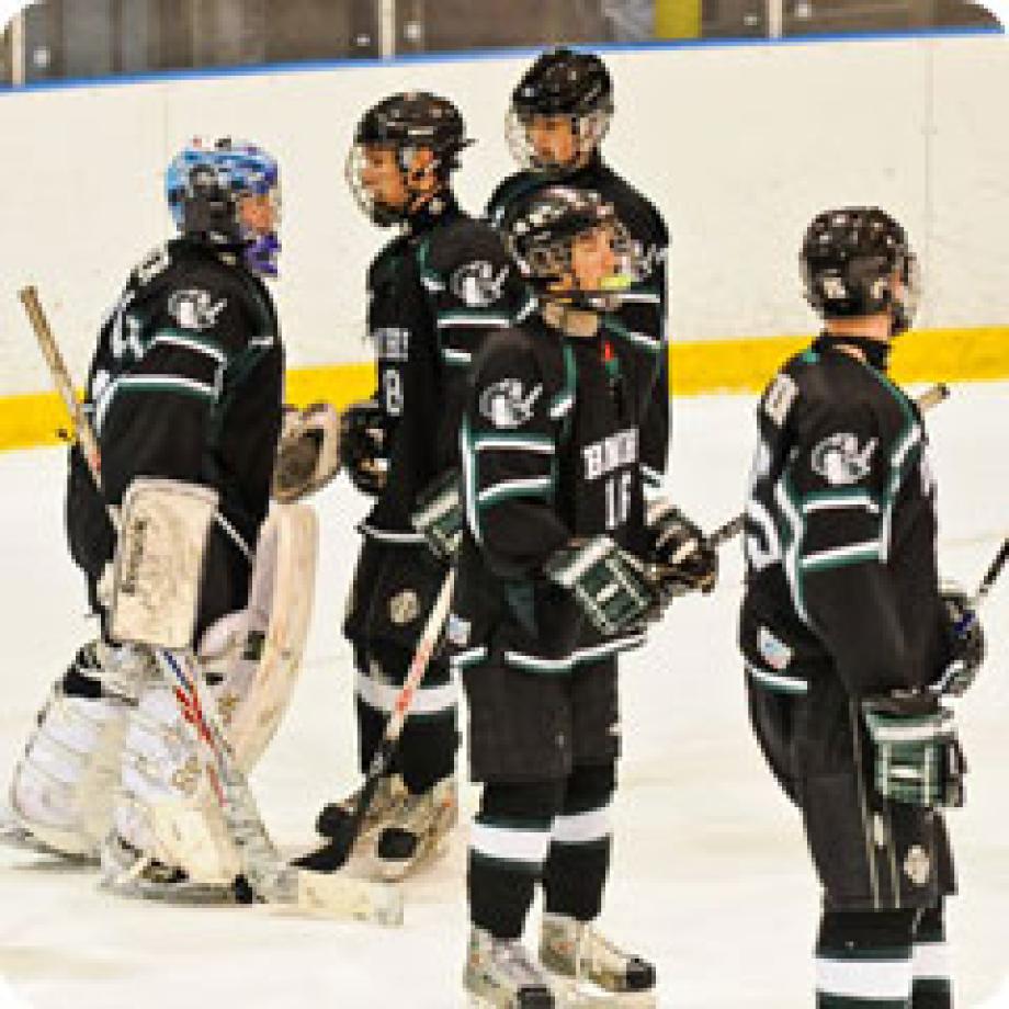 schueleraustausch-kanada-schulwahl-bernice-macnaughton-high-school-hockey
